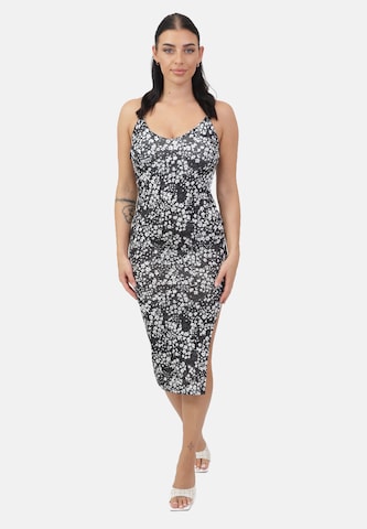 Abito di Elara in nero: frontale