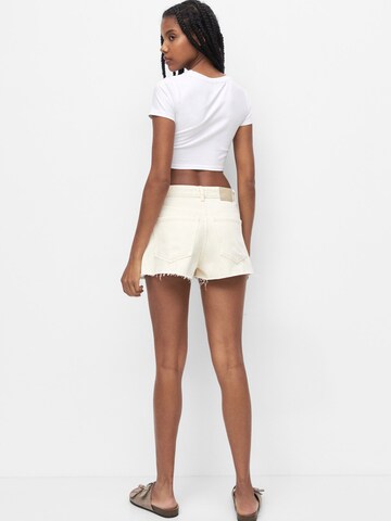 Pull&Bear Regular Shorts in Beige