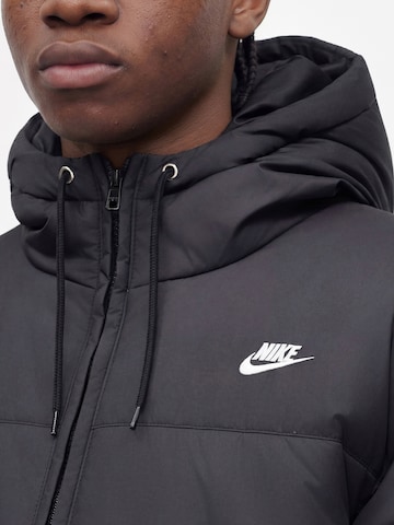 juoda Nike Sportswear Demisezoninė striukė 'ACCESS'