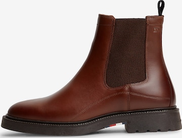 TOMMY HILFIGER Chelsea Boots in Braun: Vorderseite