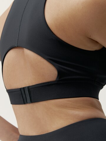 Born Living Yoga Sporttop ' Carole ' in Zwart