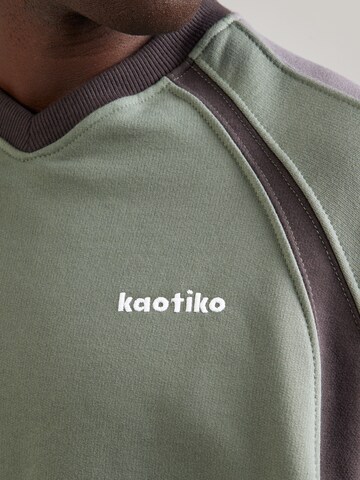 Kaotiko Mikina 'GIULIO OLD' – zelená