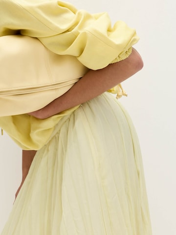 Gonna di Marks & Spencer in giallo