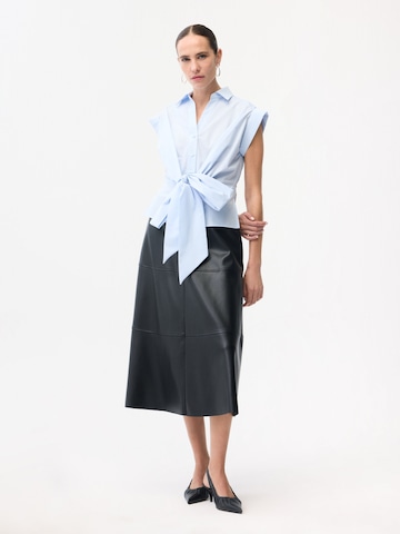 adl Blouse in Blauw