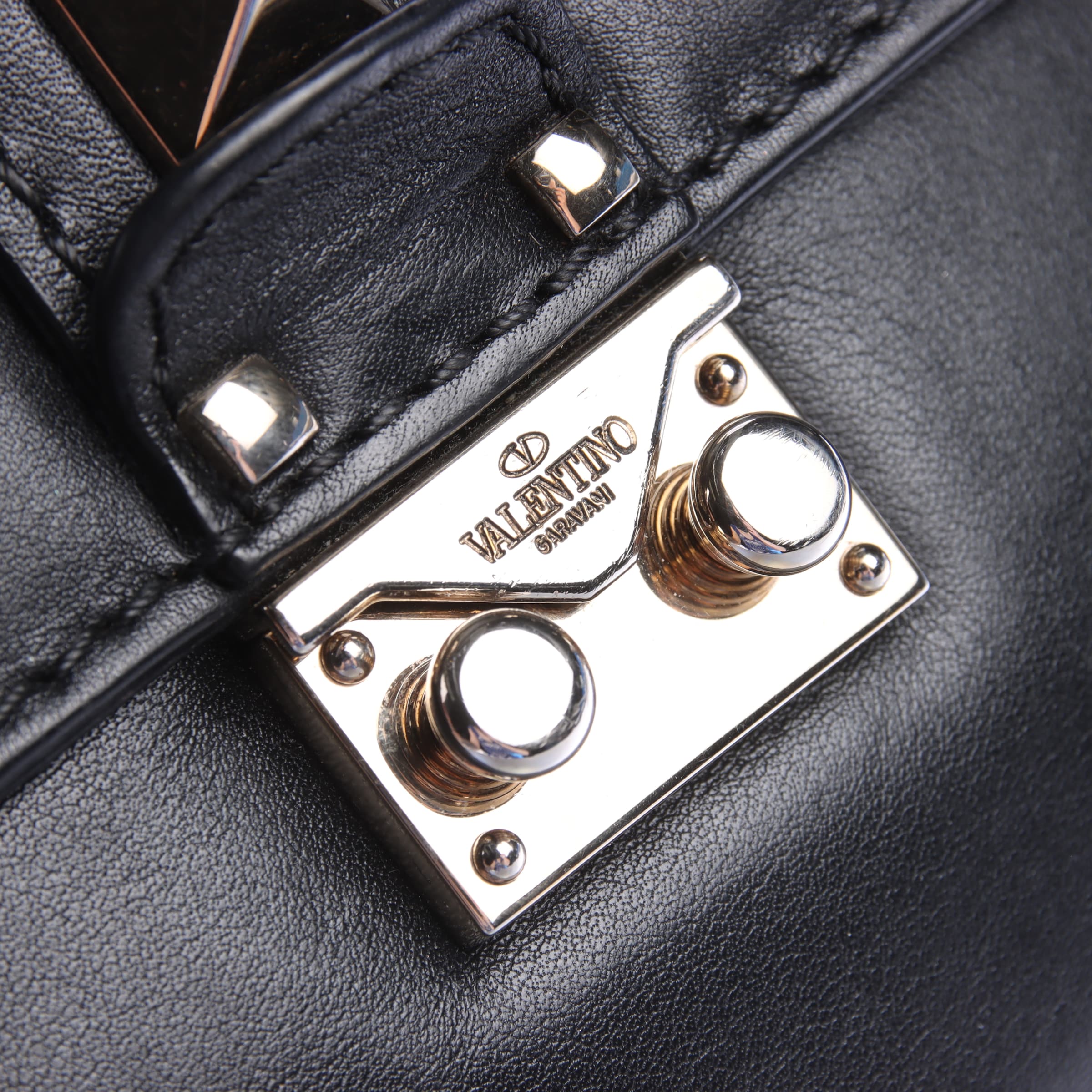 VALENTINO Schultertasche / Umhängetasche One Size in Schwarz