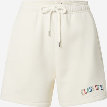 ABOUT YOU Limited Regular Shorts 'Gwen' in Weiß: predná strana