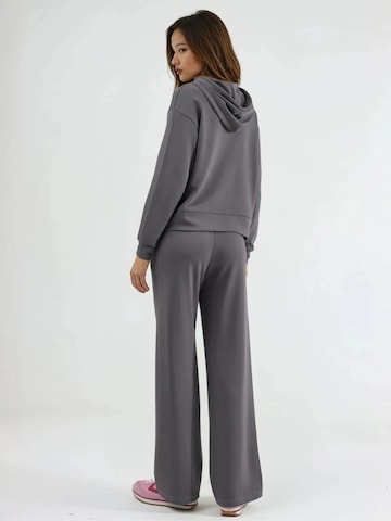 Lady Bersan Leisure suit 'Zweiteiliges Set' in Grey