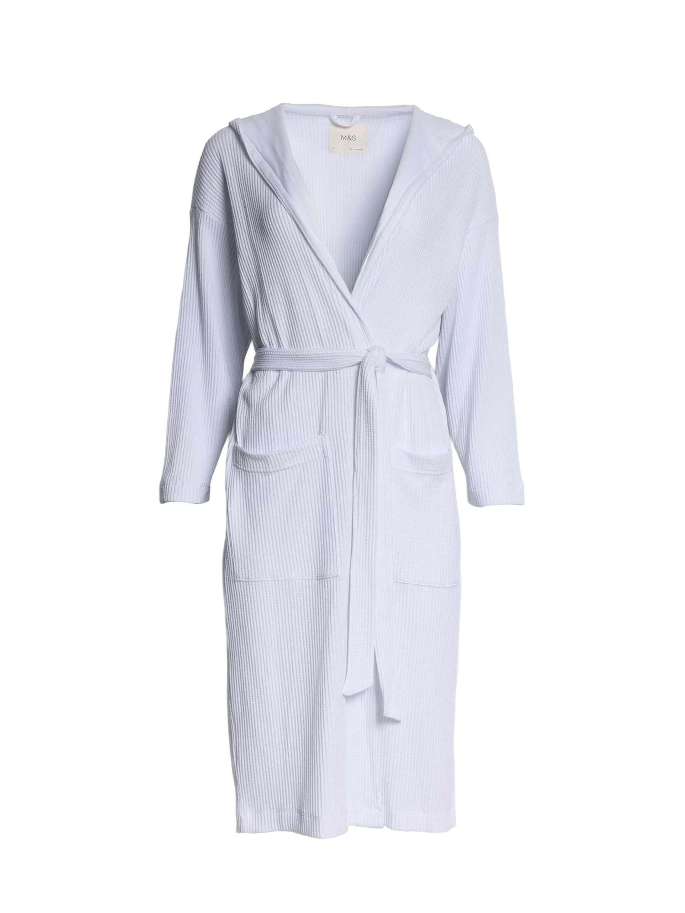 Accappatoio lungo di Marks & Spencer in bianco: frontale