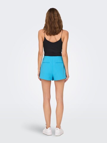 ONLY Regular Shorts 'Yasmine' in Blau