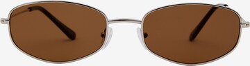 Pull&Bear Sunglasses in Silver: front