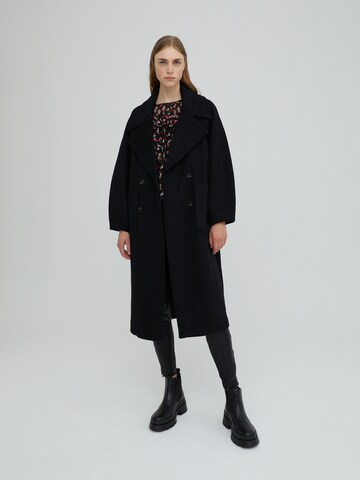 EDITED Between-Seasons Coat 'Daria' in Black