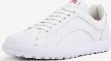 Baskets basses 'Pelotas XL' CAMPER en blanc : devant