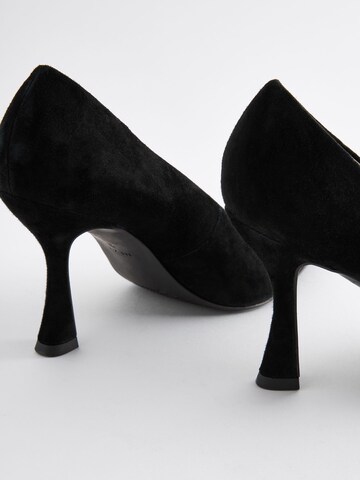 Next Pumps in Schwarz