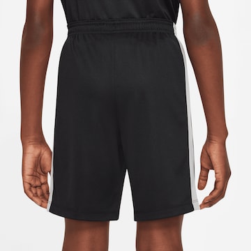 NIKE Regular Sportshorts 'Academy23' in Schwarz