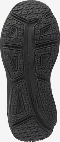 SKECHERS Sneakers in Black