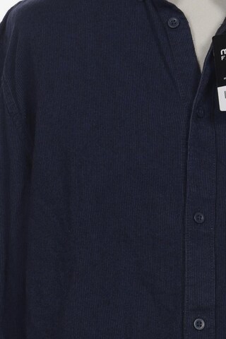 VANS Button Up Shirt in XL in Blue