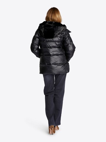 Rich & Royal Winterjacke in Schwarz