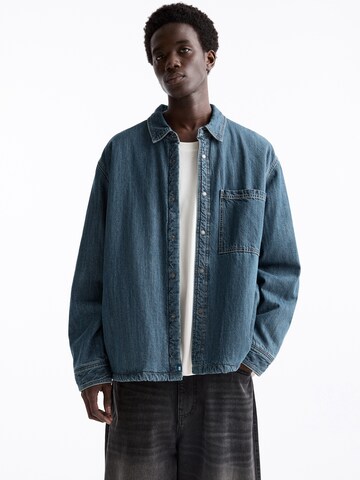 Pull&Bear Overgangsjakke i blå: forside