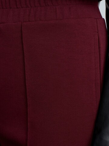 Dilvin Wide leg Pants in Red