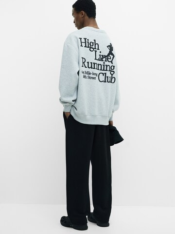 Pull&Bear Sweatshirt in Grau