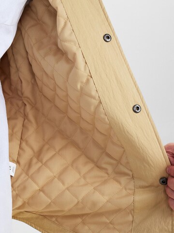 Dxnmxrk Tussenjas 'DXEbenezer' in Beige