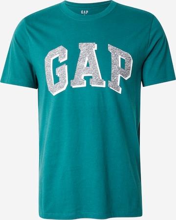 Tricou de la GAP pe verde: față