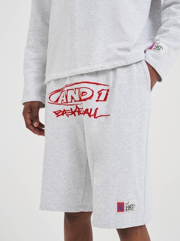 AND1 Štandardný strih Nohavice - Sivá: predná strana