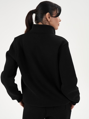 LOUIS LECLER Sweatshirt 'Sage' in Zwart