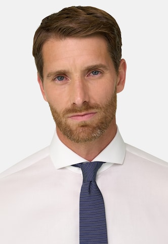 Coupe regular Chemise Boggi Milano en blanc : devant