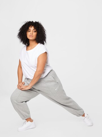 Effilé Pantalon Nike Sportswear en gris