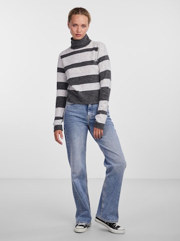 PIECES Sweater 'SESILJE' in Grey