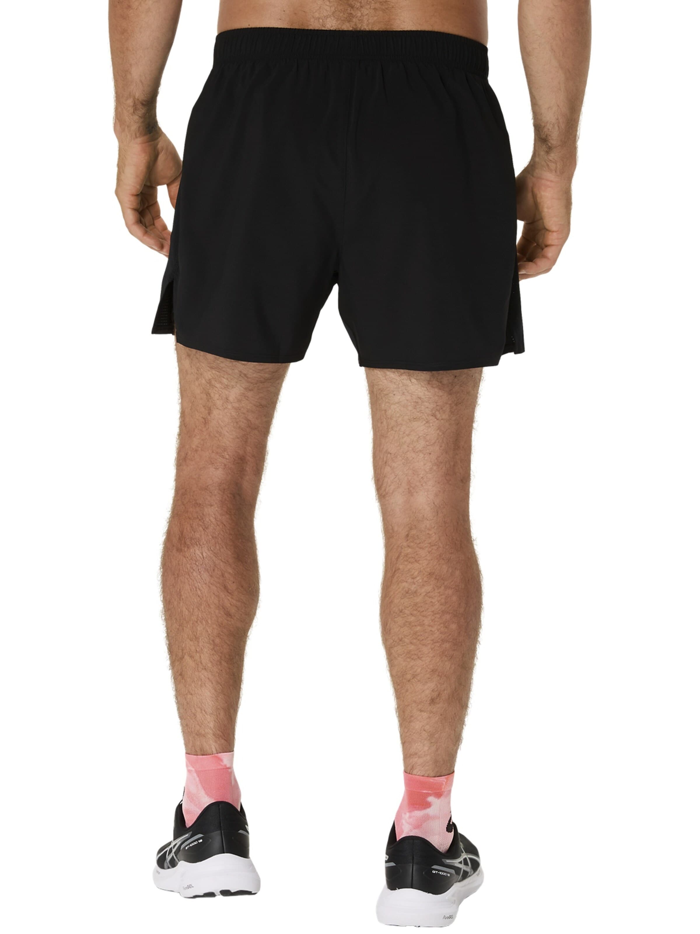 ASICS Regular Urheiluhousut värissä musta