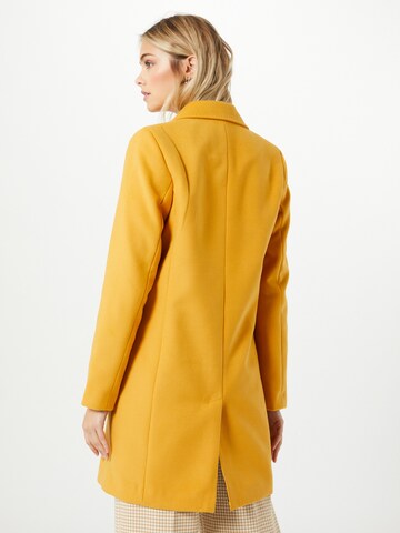 Cappotto di mezza stagione di STREET ONE in giallo