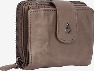 Harbour 2nd Wallet in Brown: front