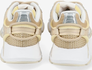 Baskets basses LACOSTE en beige