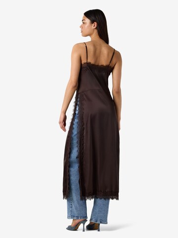Robe 'NMLouise' Noisy may en marron