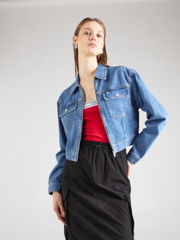 Tommy Jeans Φθινοπωρινό και ανοιξιάτικο μπουφάν 'Claire' σε μπλε: μπροστά