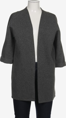 VILA Sweater & Cardigan in M in Grey: front
