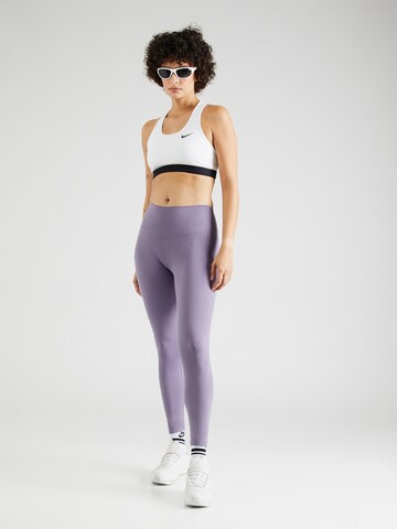 NIKE - Skinny Pantalón deportivo 'ONE' en lila
