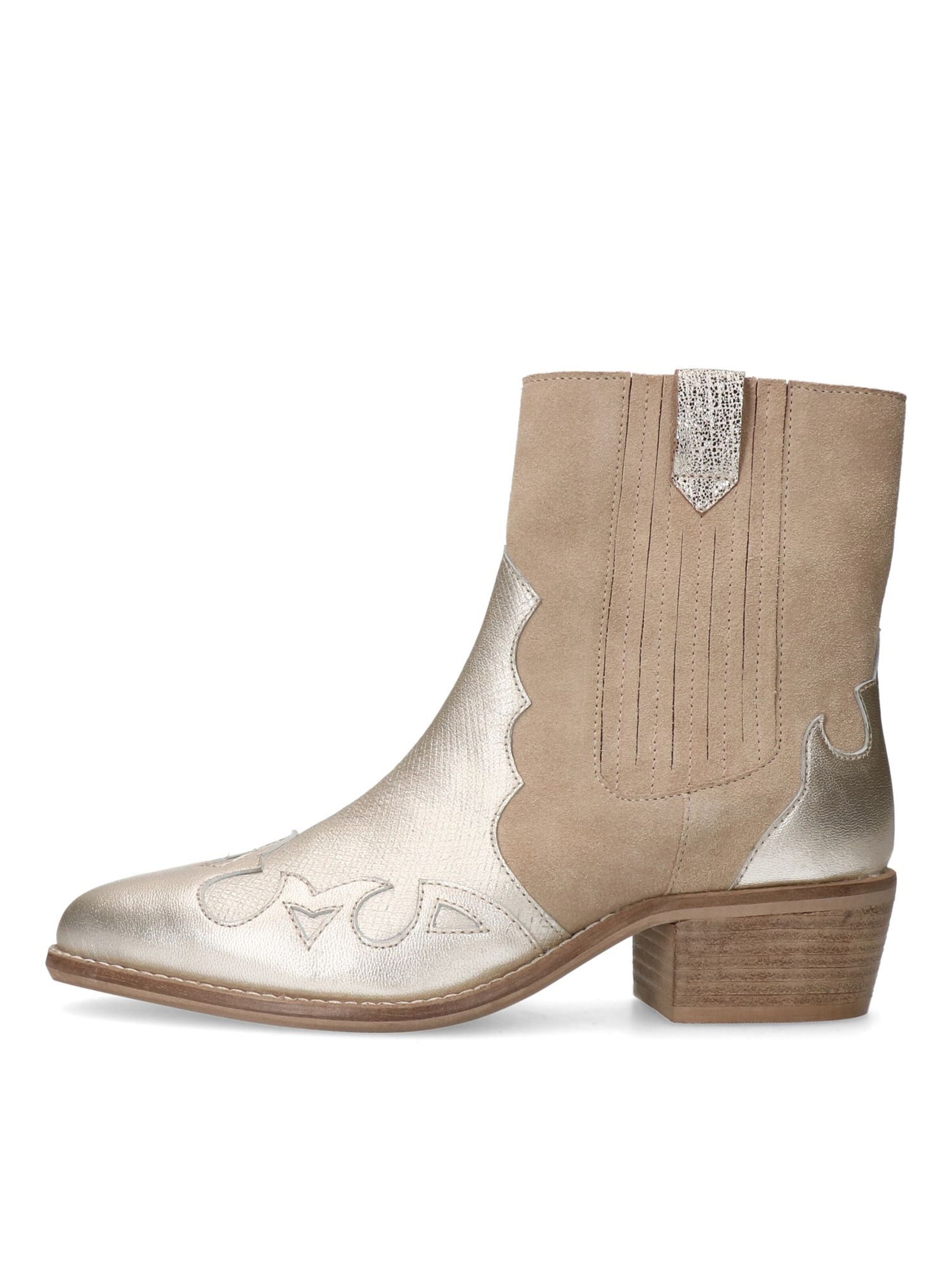 MANFIELD Cowboy Boots in Beige