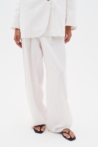 Baggy Pantalon 'Yaiza' InWear en blanc
