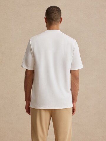 DAN FOX APPAREL Bluser & t-shirts i hvid