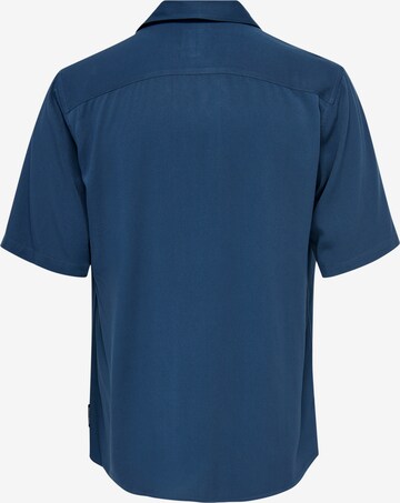 Coupe regular Chemise 'DASH' Only & Sons en bleu