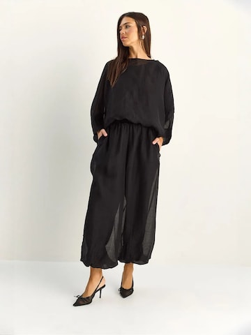Completo pantalone di Bianco Lucci in nero