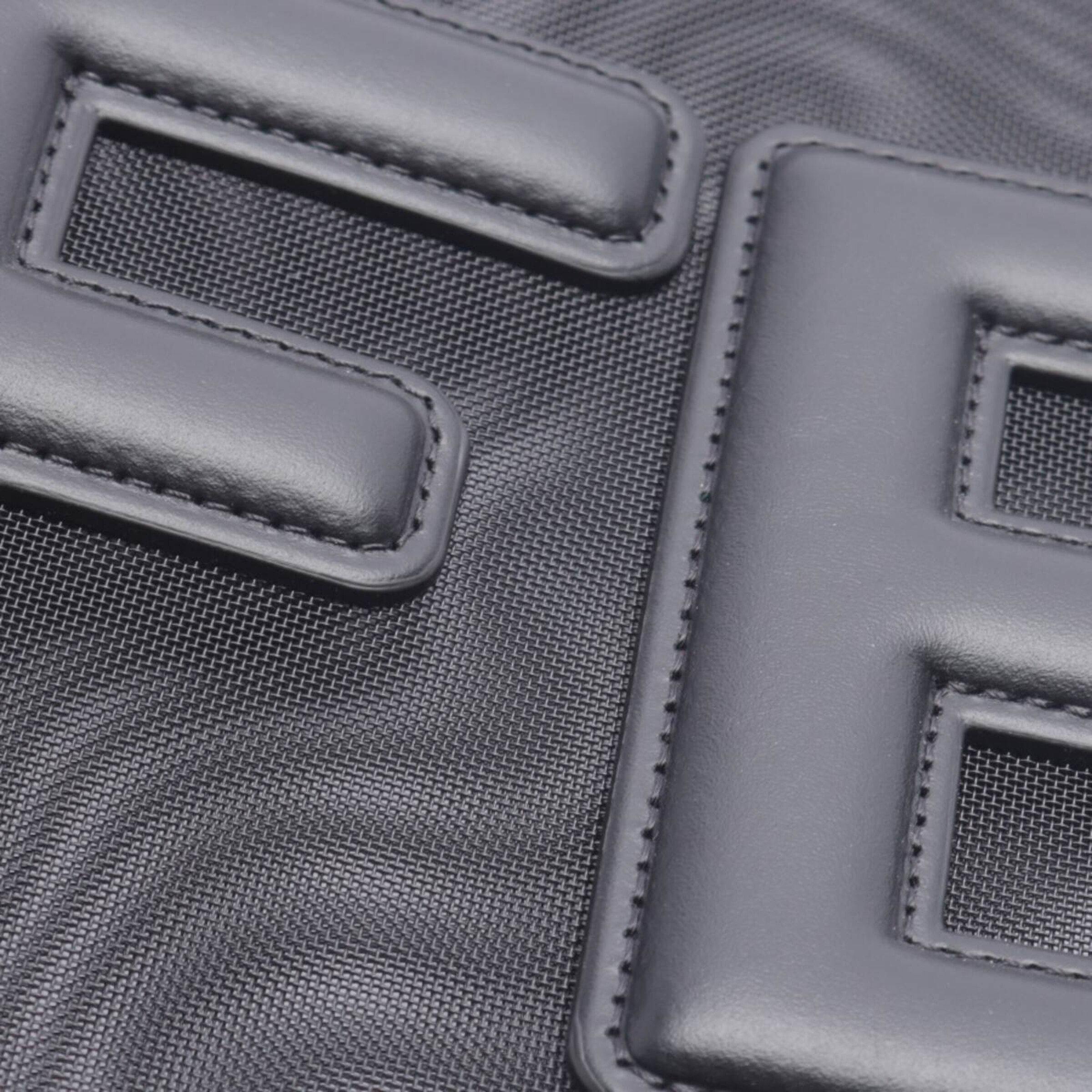 Fendi Bag in One size in Black