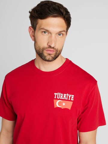 LEVI'S ® T-shirt i röd