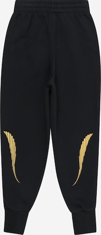Nike Sportswear Zúžený Kalhoty 'Club Fleece' – černá