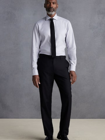 Next Слим Плиссированные брюки в Черный