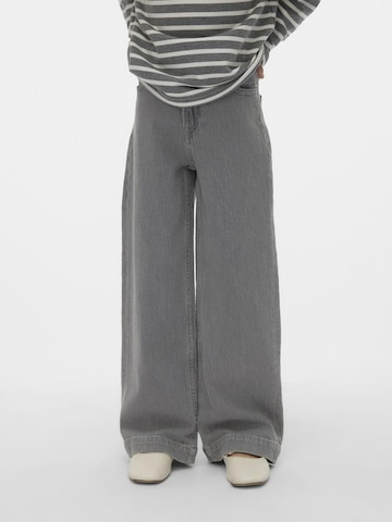 Wide leg Jeans 'KENYA' di Vero Moda Girl in grigio: frontale