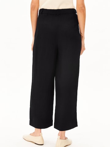 ARMEDANGELS Loosefit Hose CAARUNUS LINO in Schwarz